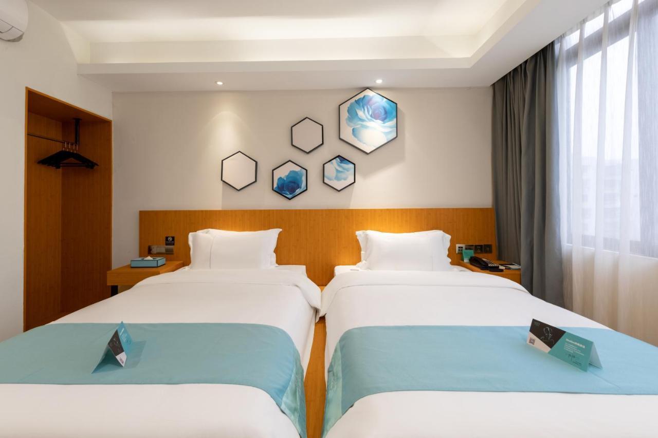 Xana Lite Hotel - Guangzhou Fangcun Huadiwan Metro Station Exterior photo